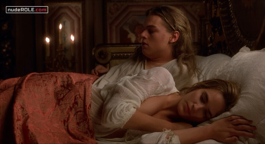 5. Christine sexy – The Man in the Iron Mask (1998)
