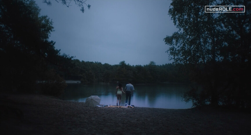 4. Mynthe sexy – We Are All Leaving (2019)