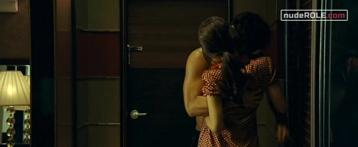 2. Yoo-ri sexy – Marine Boy (2009)