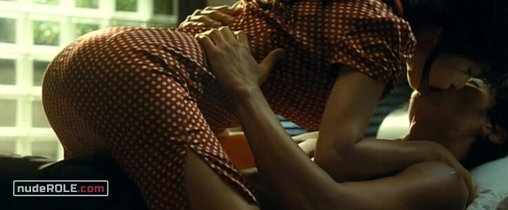 3. Yoo-ri sexy – Marine Boy (2009)