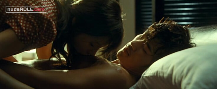4. Yoo-ri sexy – Marine Boy (2009)
