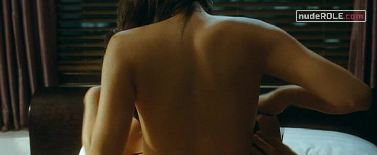 6. Yoo-ri sexy – Marine Boy (2009)