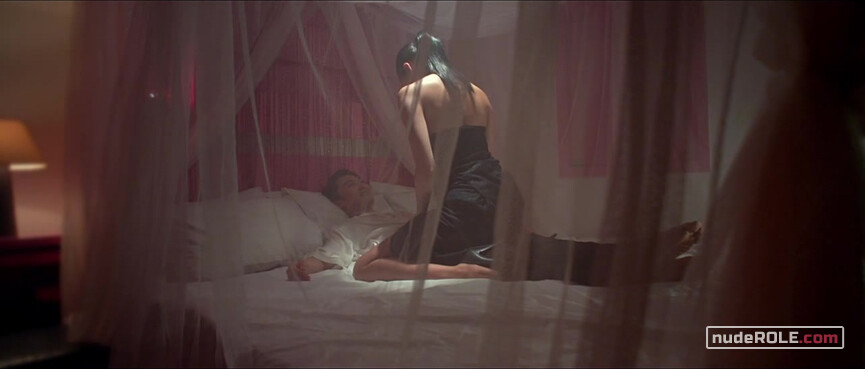 10. Oh Soon-ae nude – Miss Butcher (2016) #2