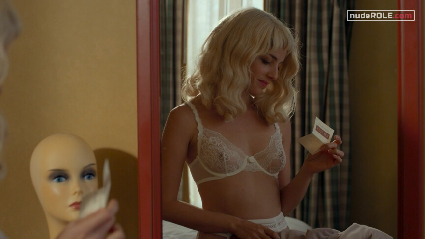 14. Claire Decker sexy – The White Orchid (2018)
