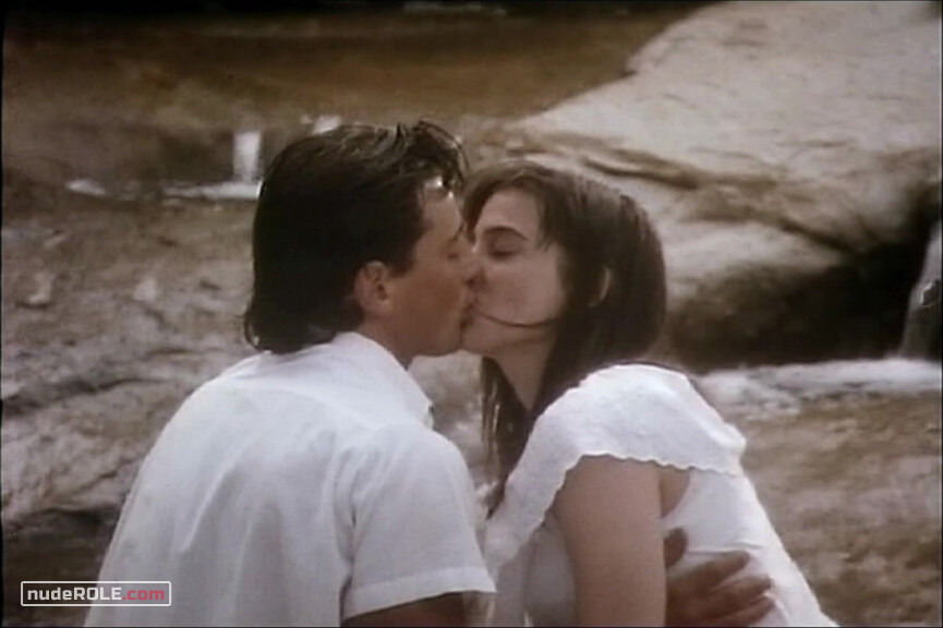 2. Ellie Dane nude – Blueberry Hill (1988)