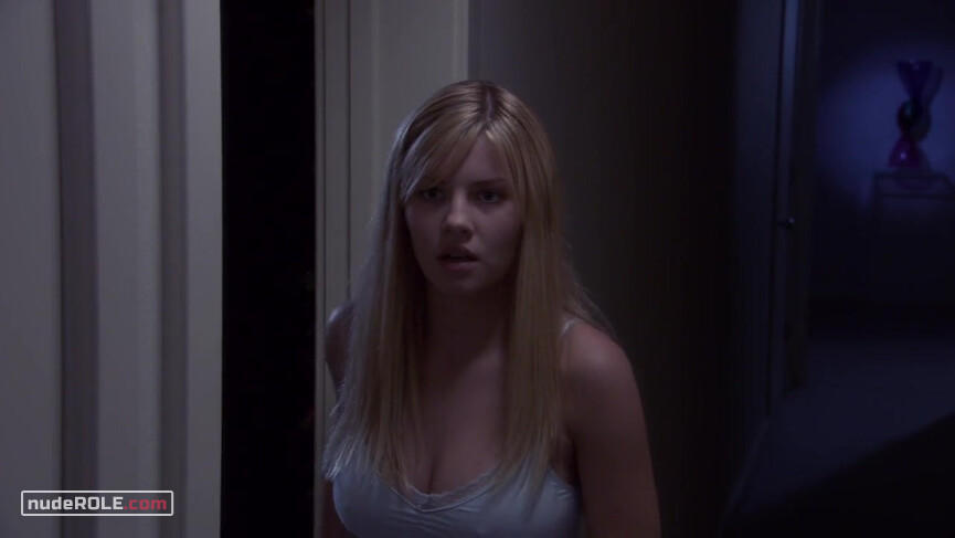 4. Nina Deer sexy, Olivia Deer nude – The Quiet (2005)