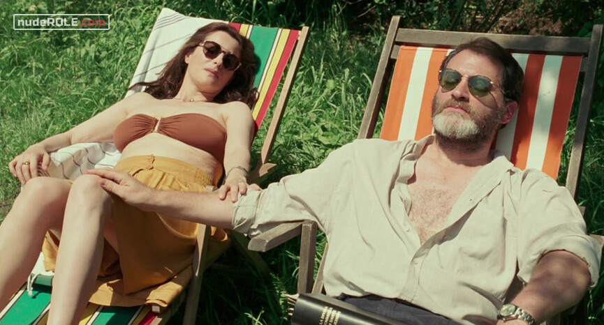2. Annella Perlman sexy – Call Me by Your Name (2017)