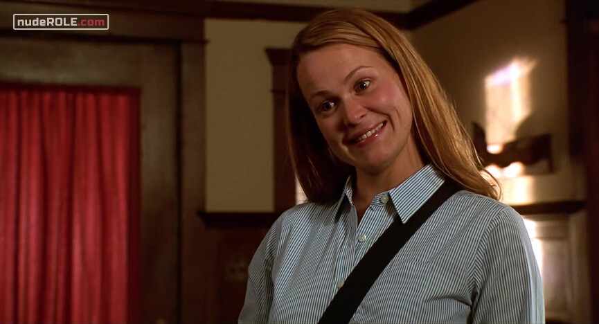 1. Jeannie sexy – National Lampoon's Van Wilder (2002)