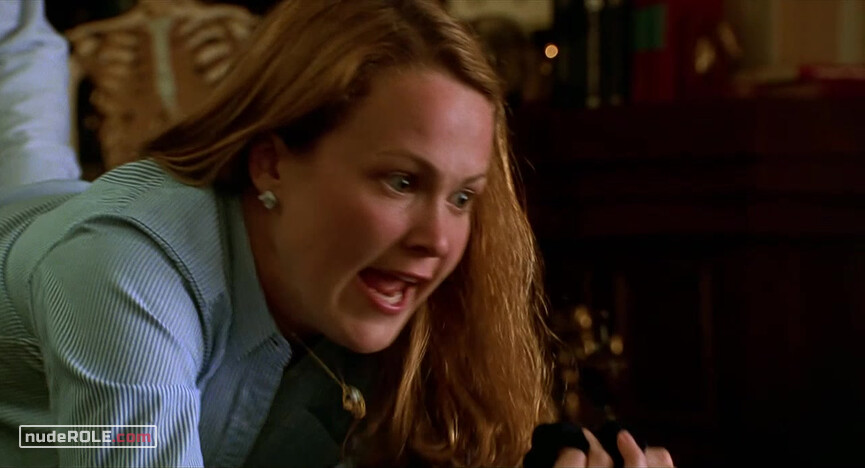 2. Jeannie sexy – National Lampoon's Van Wilder (2002)