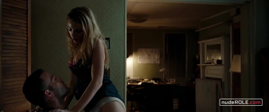 6. Krista Coughlin sexy – The Town (2010)