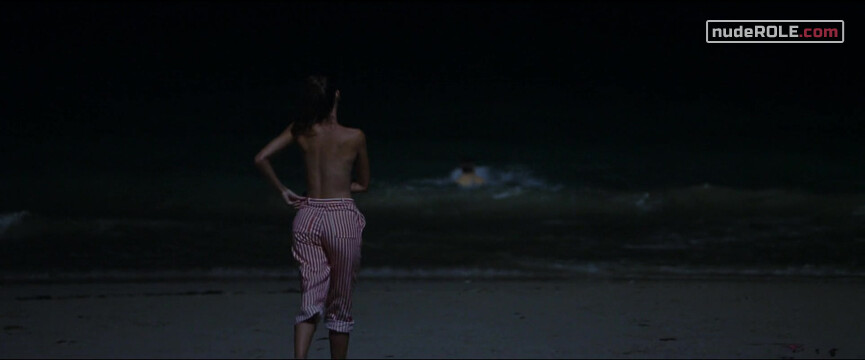 4. Debbie Hunt nude – Papa Hemingway in Cuba (2015)
