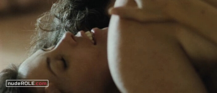 15. Leda nude – The Stone Merchant (2006)