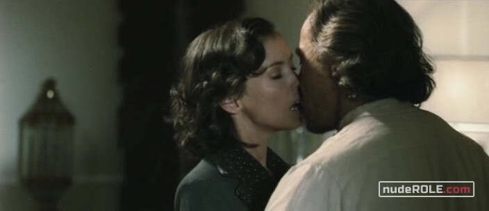 3. Leda nude – The Stone Merchant (2006)