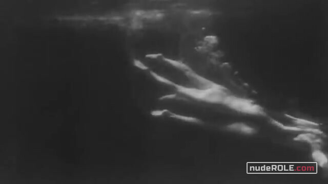 7. Jane Parker nude – Tarzan and His Mate (1934)