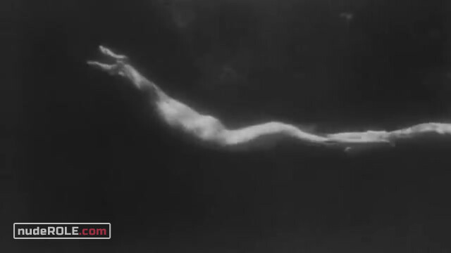 8. Jane Parker nude – Tarzan and His Mate (1934)