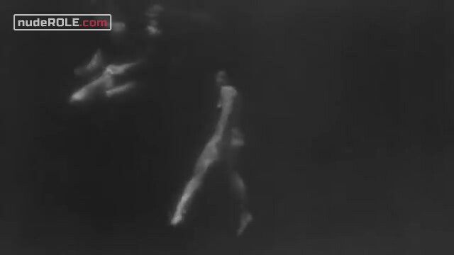 9. Jane Parker nude – Tarzan and His Mate (1934)