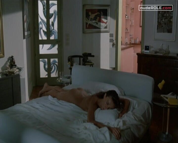 7. Liliana Corsi nude – Rimini Rimini (1987)