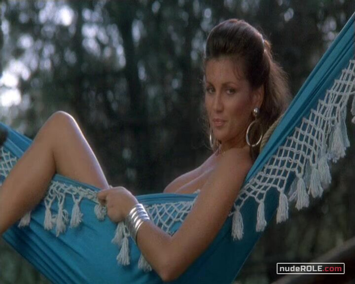 1. Lola Sarti nude – Rimini Rimini (1987)