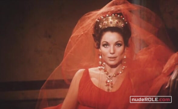 2. Domitilla (segment: Nuits romaines) sexy – The Oldest Profession (1967)