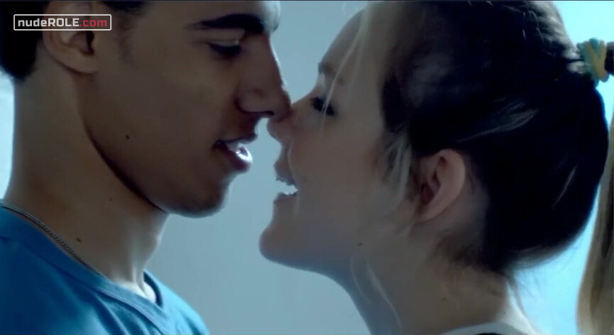 1. Jesse sexy – Toe to Toe (2009)
