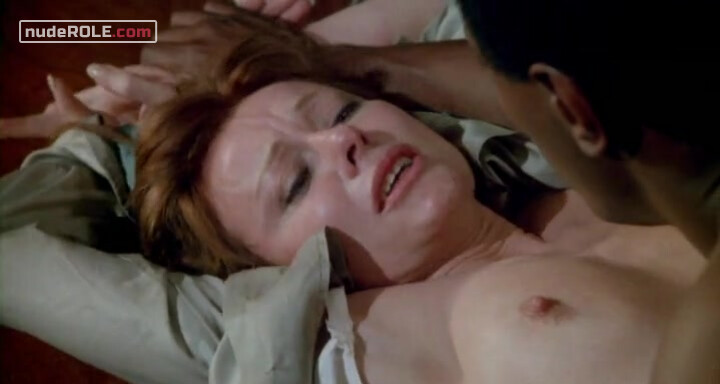7. Evelyn Wyckoff nude – Good Luck, Miss Wyckoff (1979)