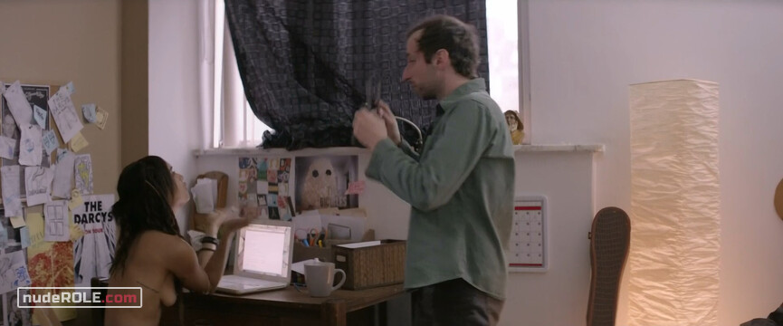 3. Jordan nude , Autumn nude – Pretend We're Kissing (2014)