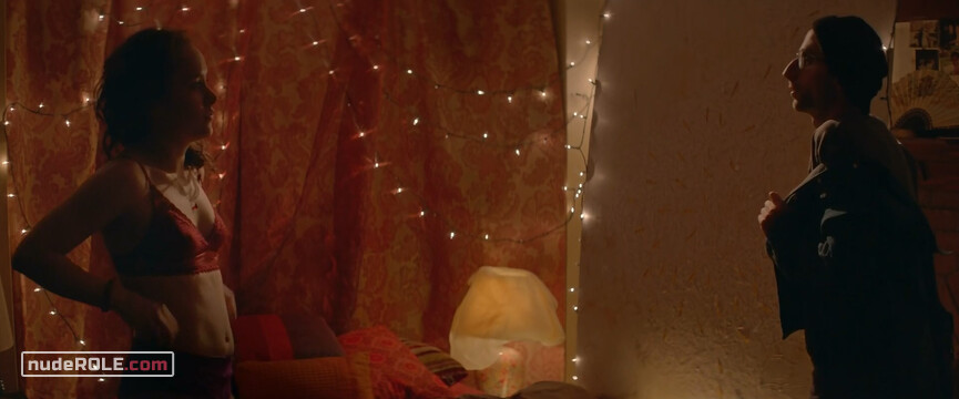 7. Jordan nude , Autumn nude – Pretend We're Kissing (2014)