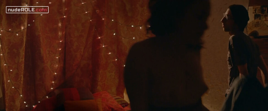 8. Jordan nude , Autumn nude – Pretend We're Kissing (2014)