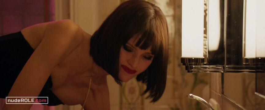 18. Anna nude , Maude sexy – Anna (2019)