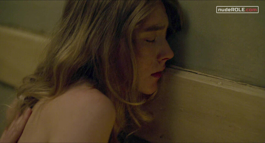 6. Mary nude , Charlotte Murchison nude – Ammonite (2020)