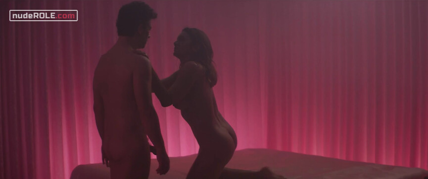 11. Joana nude – Divine Love (2019)