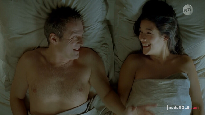 13. Laetiicia nude – Tonight I'll Sleep at Yours (2007)