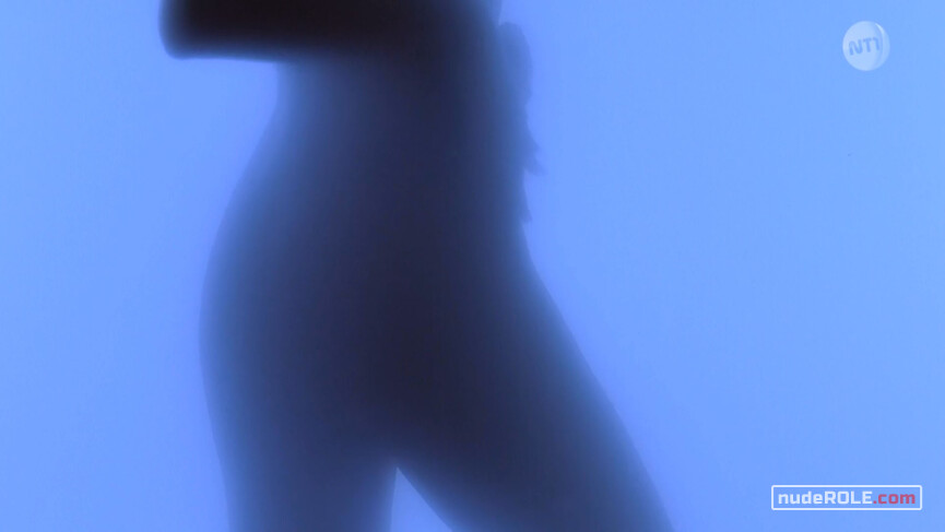 5. Laetiicia nude – Tonight I'll Sleep at Yours (2007)