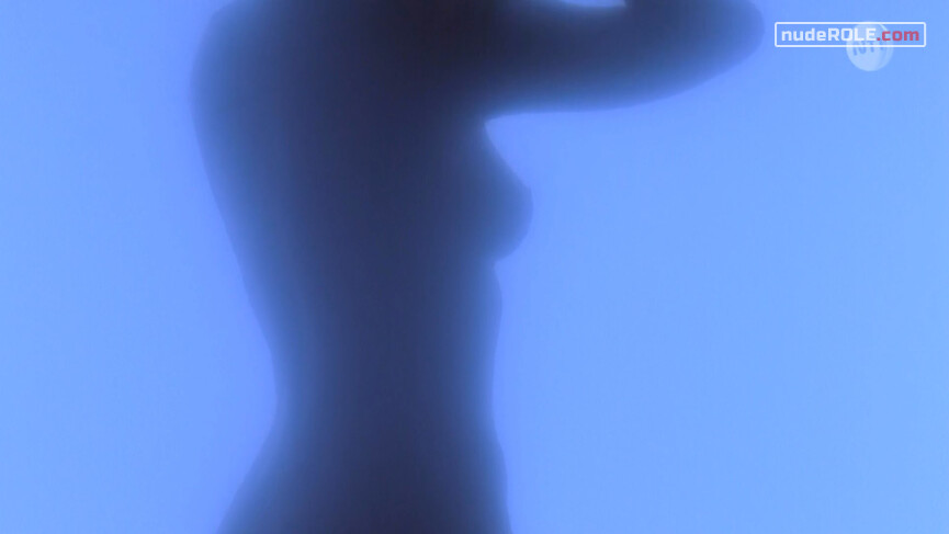 6. Laetiicia nude – Tonight I'll Sleep at Yours (2007)