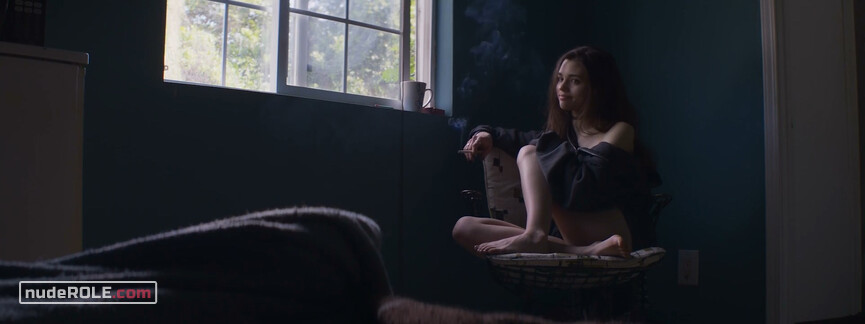 4. Alice nude – Adolescence (2018)