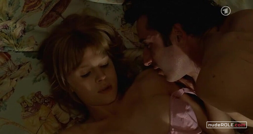 5. Olga nude – Olga's Summer (2002)