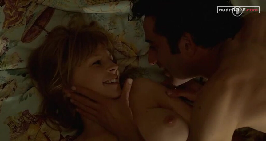 6. Olga nude – Olga's Summer (2002)