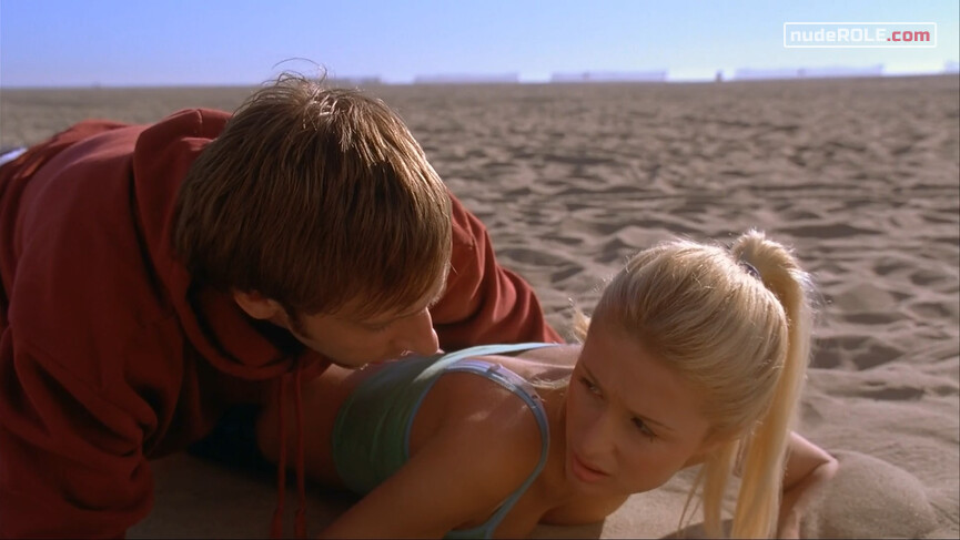 4. Cristabel Abbott sexy – The Hottie & The Nottie (2008)