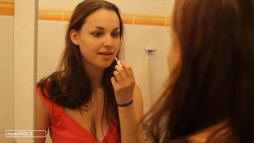 1. Nela sexy – Moje Sestra (2010)