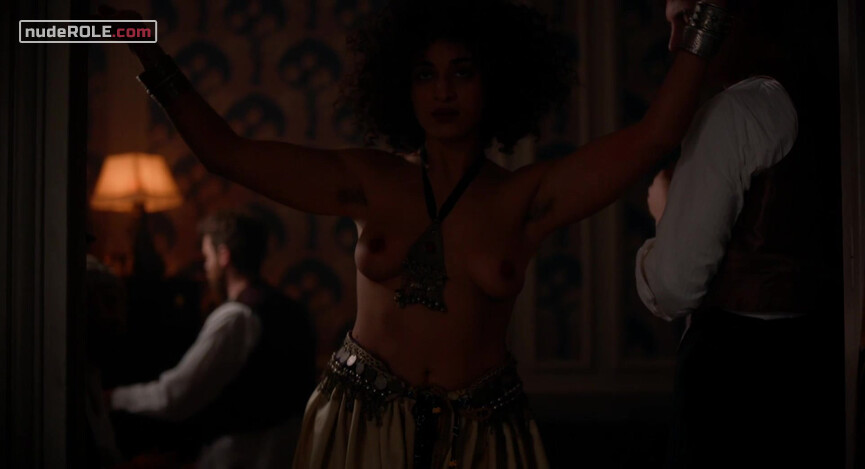 6. Zohra nude – Curiosa (2019)