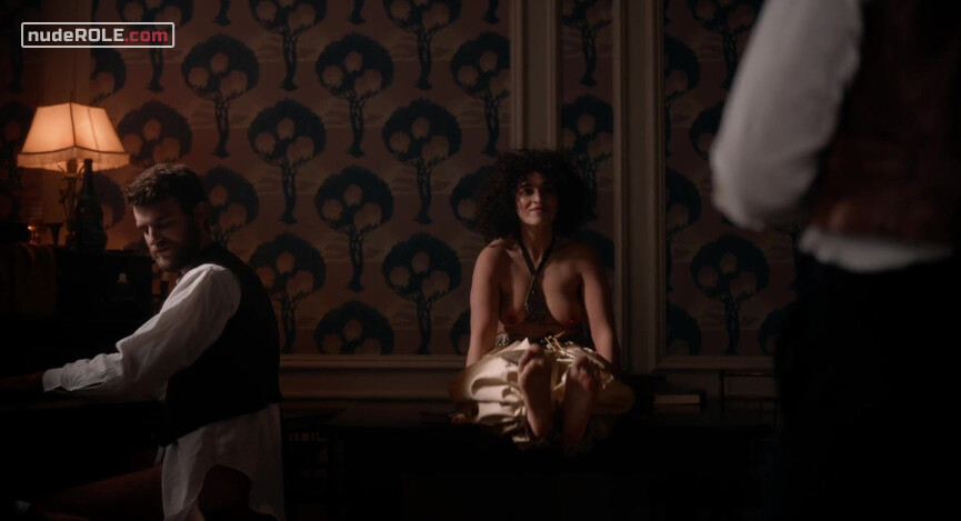 7. Zohra nude – Curiosa (2019)