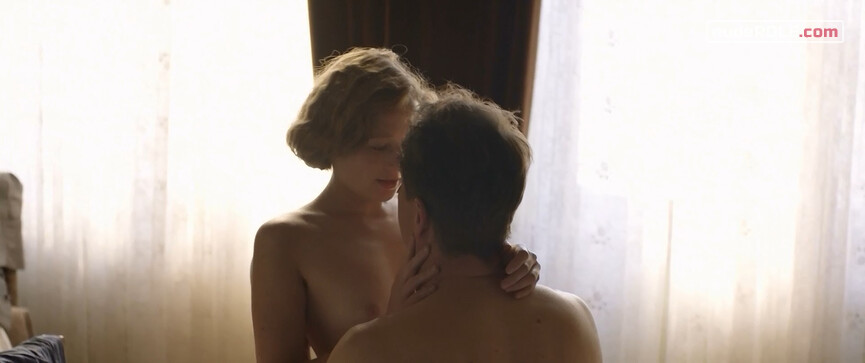 2. Astrid nude – Becoming Astrid (2018)