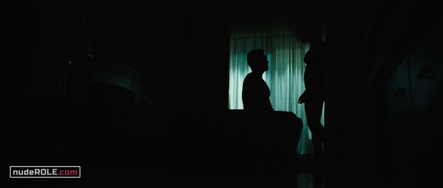 4. Marie Colvin nude – A Private War (2018)