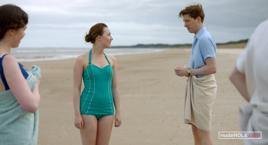 3. Eilis sexy – Brooklyn (2015)