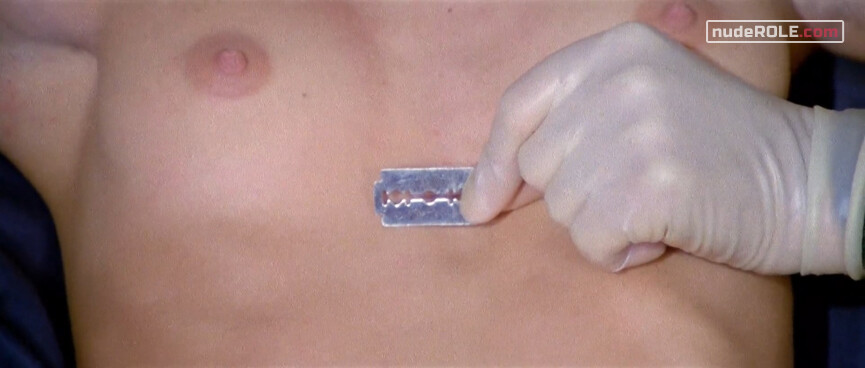 7. Kitty nude – The New York Ripper (1982)