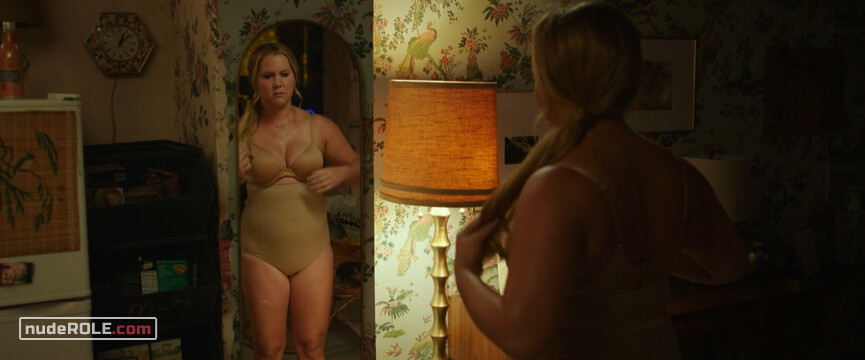3. Renee Bennett sexy – I Feel Pretty (2018)