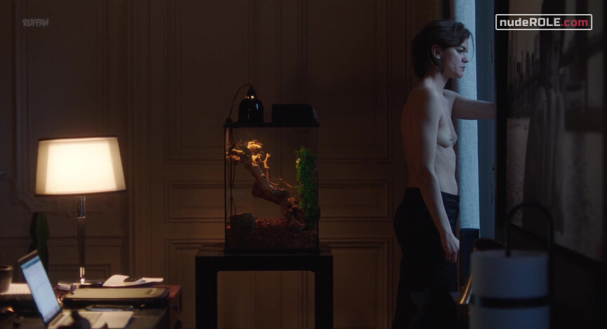 4. Alexandra Lamour nude – I Am Not an Easy Man (2018)