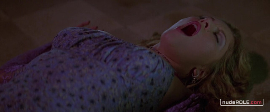2. Katrina nude – Vampires (1998)