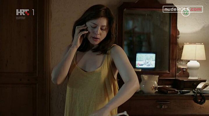 3. Lucija Car nude – Rest in Peace s02e03 (2013)