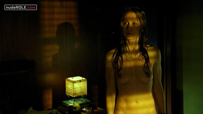 1. Melanie Freeland nude – Thirteen (2003)